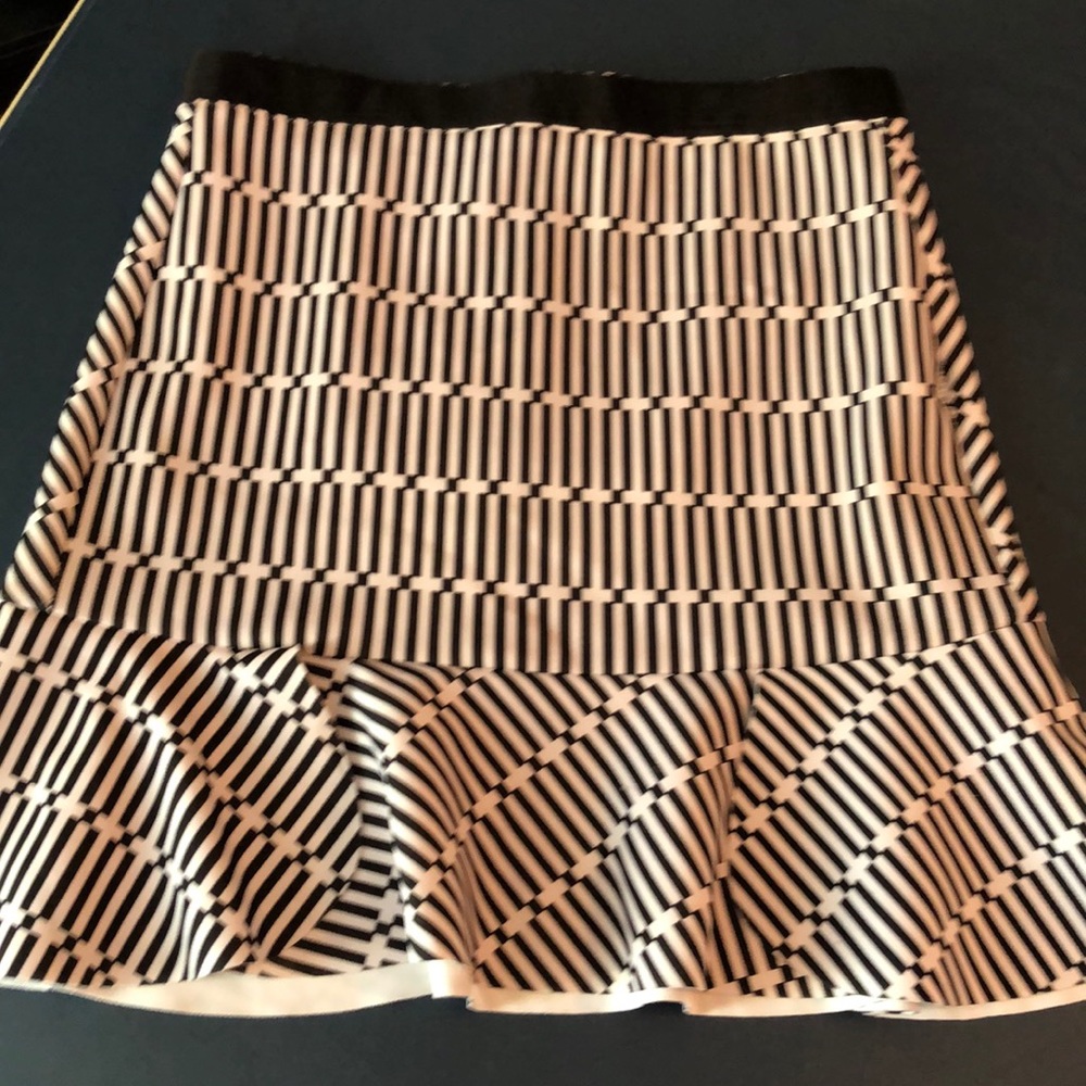 Tristan black and white skirt